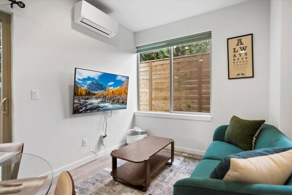 3br 2.5ba Rooftop View Hideaway * Seattle